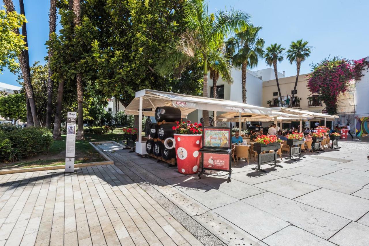 Malaga Centre Apartment With Parking Exterior foto