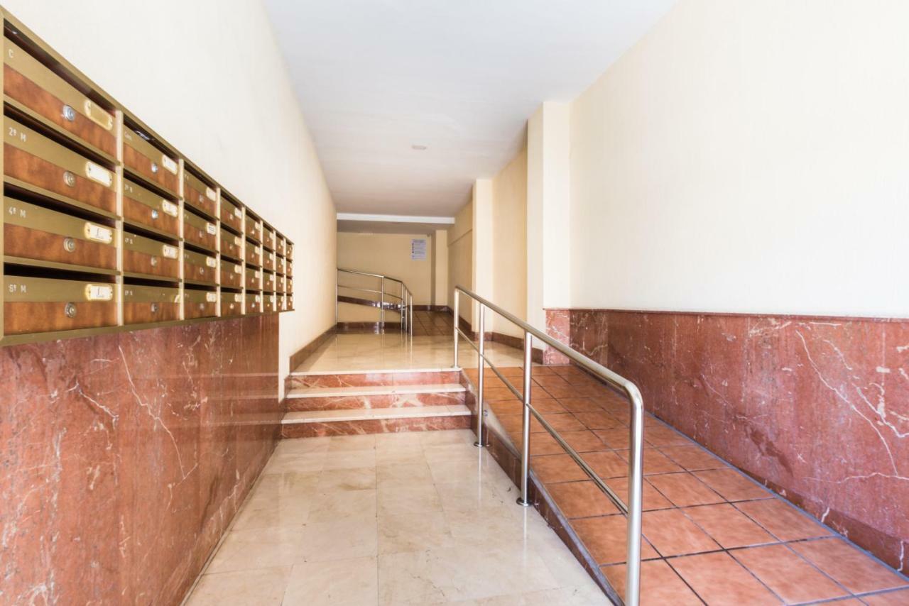 Malaga Centre Apartment With Parking Exterior foto